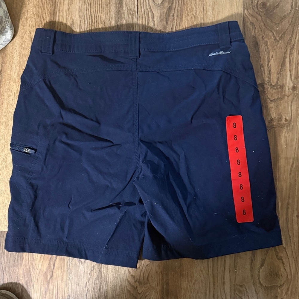 SOLD. EDDIE BAUER ladies size 8, quick dry shorts brand new NWT - Picture 6 of 8